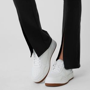 ALO YOGA Airbrush High-Waist Flutter Legging